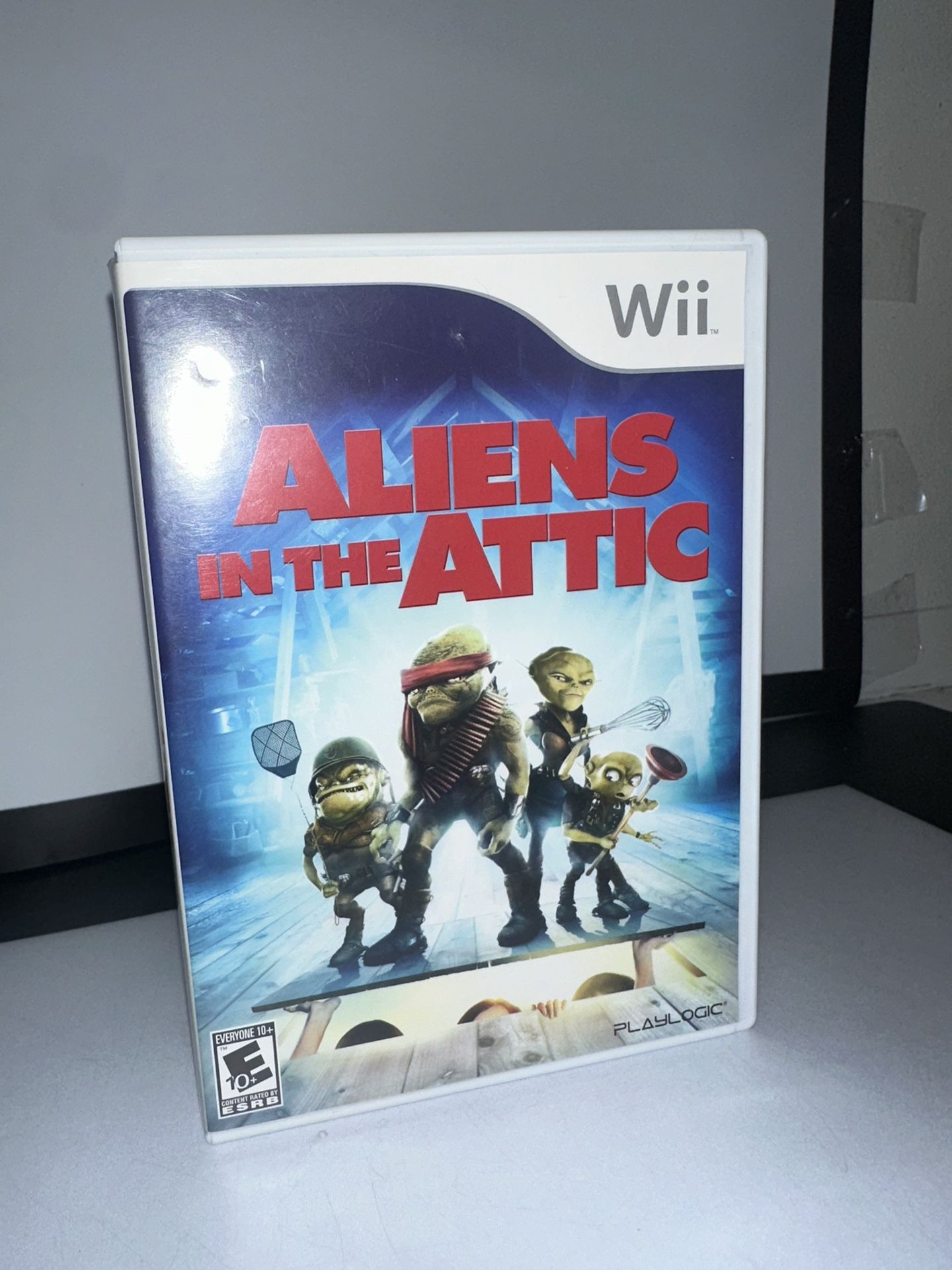 Aliens in the Attic (Nintendo Wii, 2009) No Manuel 