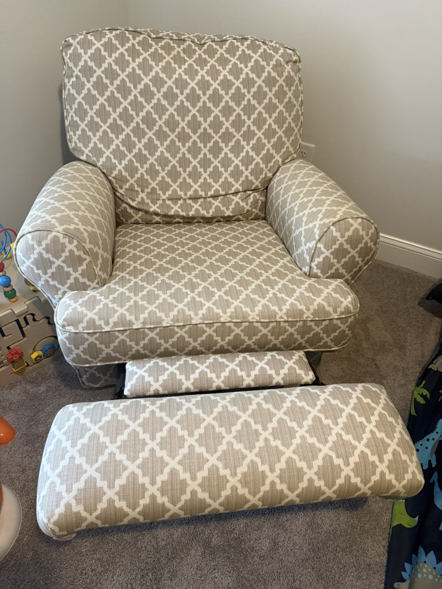 Buy Buy Baby Recliner