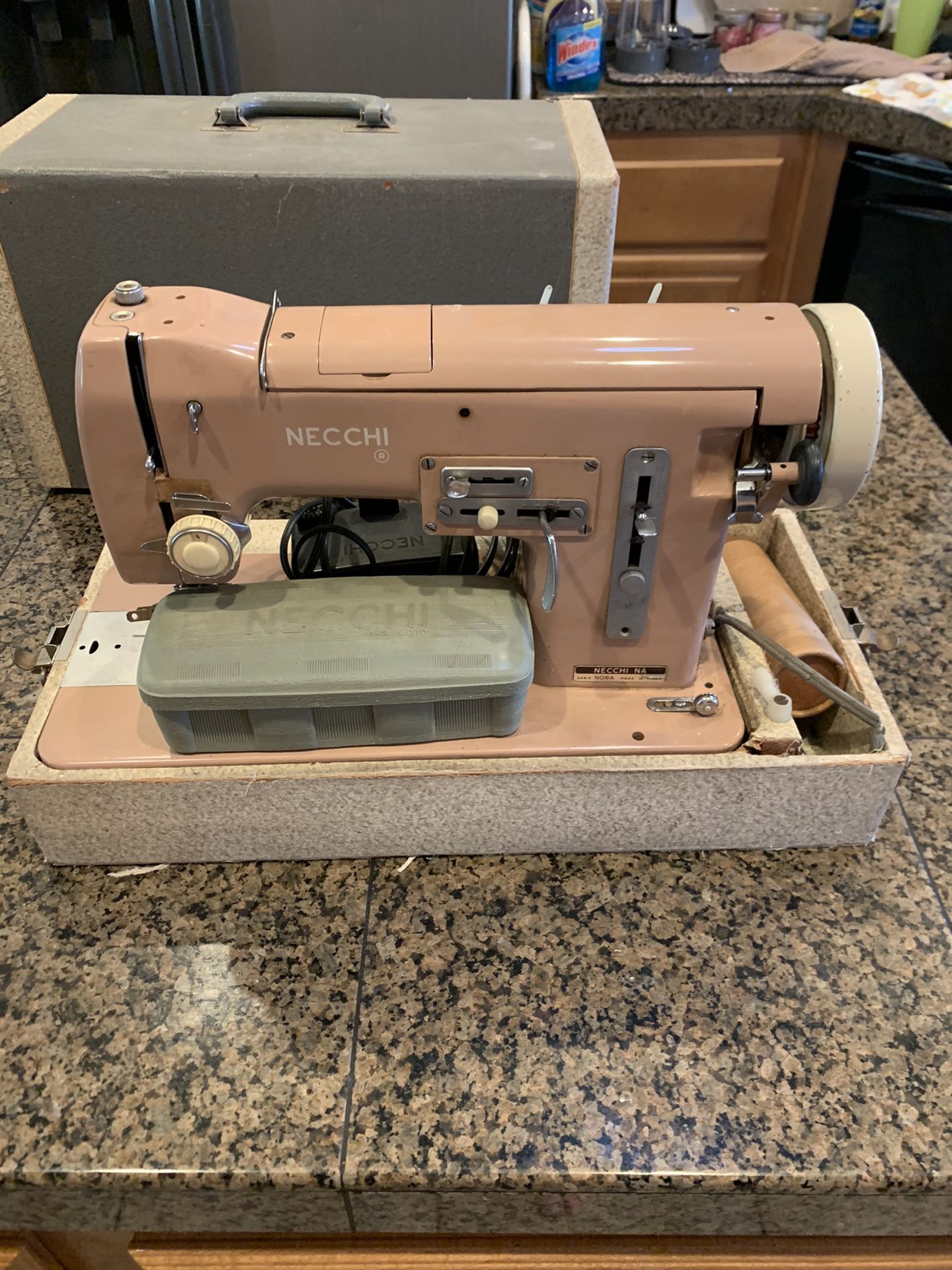 Necchi Nora Pink Sewing Machine With Case & accessories - Made In italy