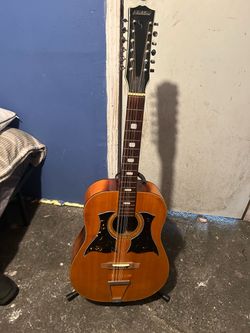 12 string audition guitar