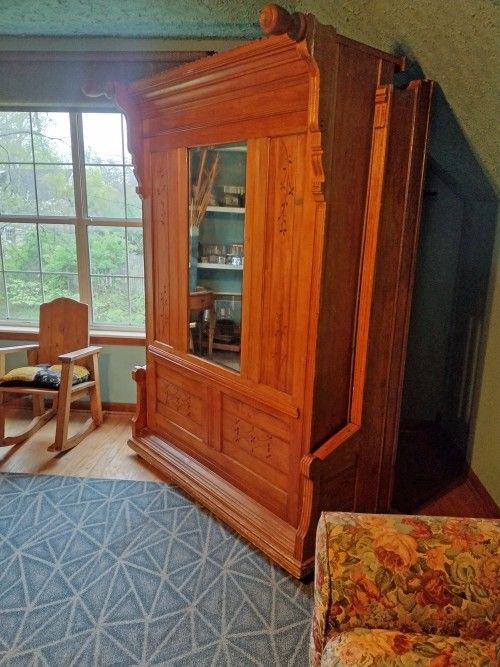 Vintage Murphy Bed -  a 3/4 Bed