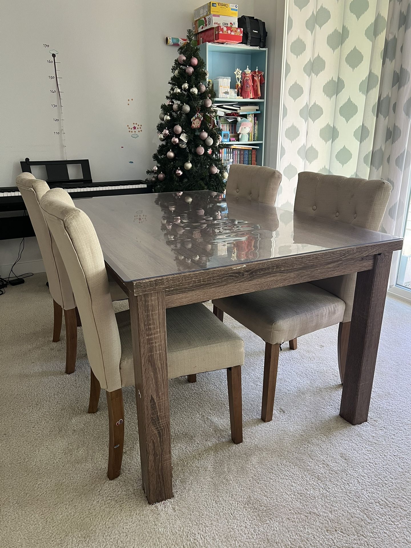 Dining Table Set