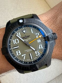 Breitling Avenger GMT