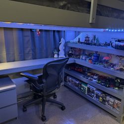 Loft Bed - full size