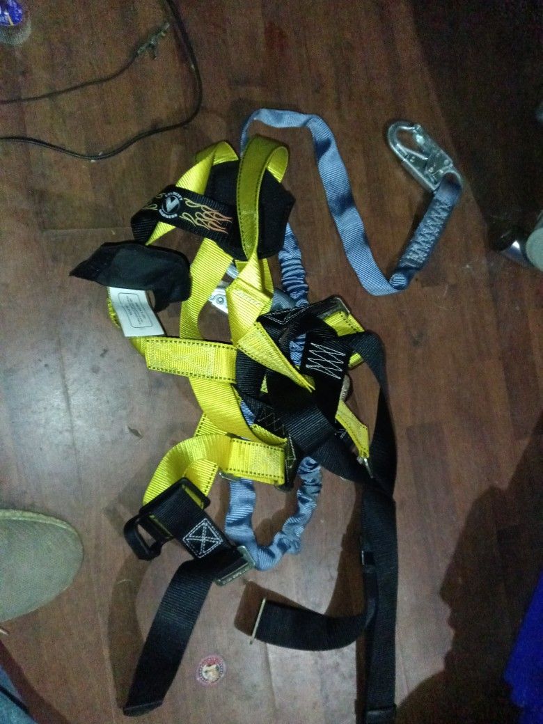 Guardian Safety Harness With The Lead