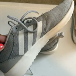 Adidas Cloudfoam Super Grey & White Sneakers/Tennis Shoes Women’s Size 9 