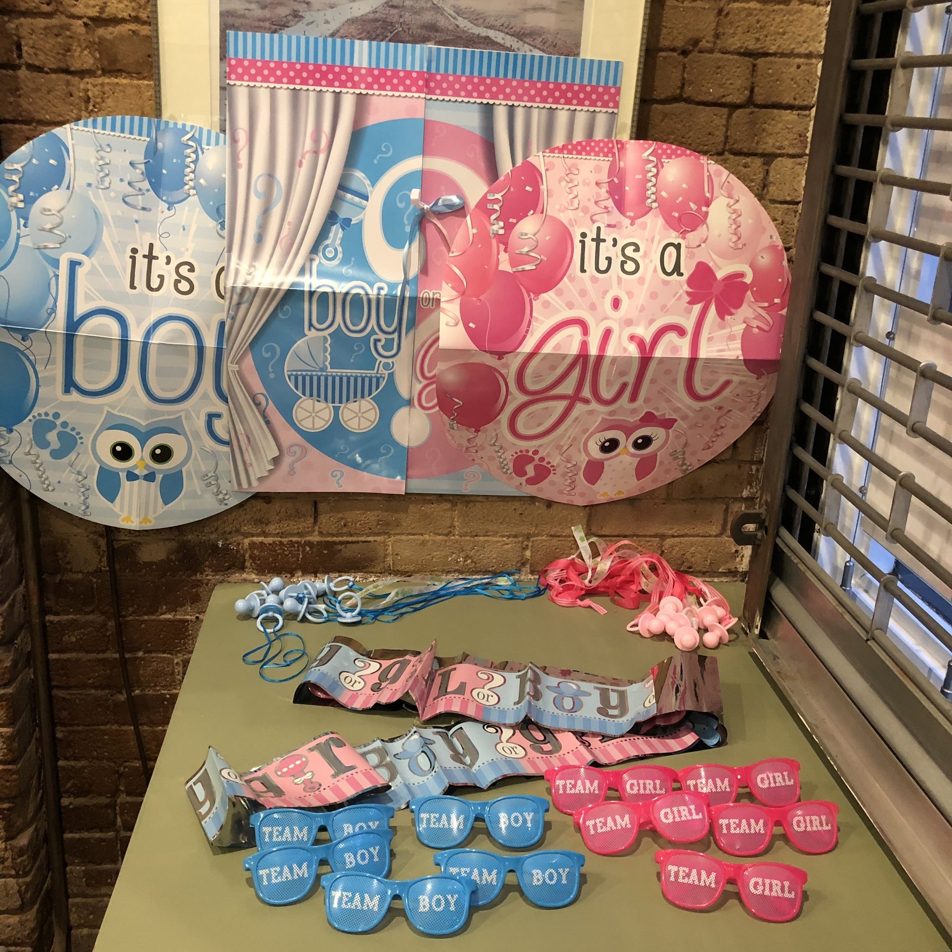 Gender reveal props (Tribeca Manhattan)