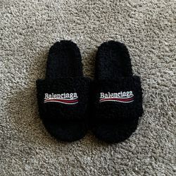 Furry Slide Slippers Black