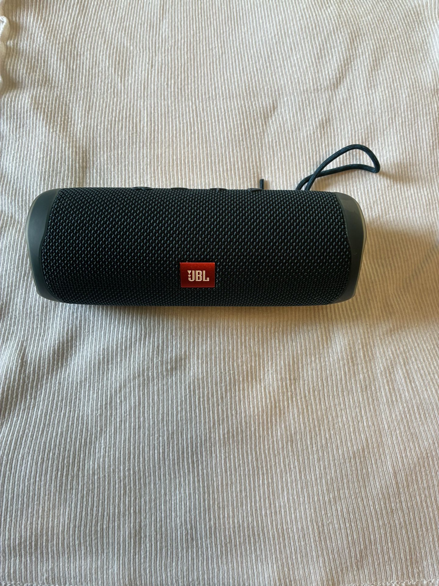 JBL FLIP5 WIRELESS BLUETOOTH SPEAKER πππ