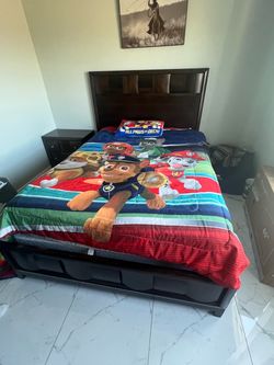 Queen bed frame no mattress