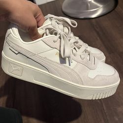 Puma Women Shoes 