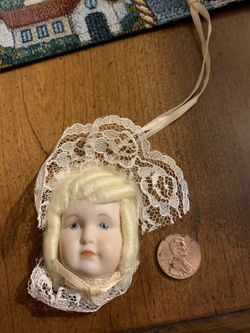 Vintage Sonia Messer signed porcelain doll face