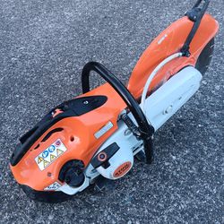 Stihl TS420 14inch Cut-Off Hot Saw with Diamond Blade &water Kit. Excellent Condition. For Pick Up Fremont Seattle. No Low Ball Offers. No Trades 