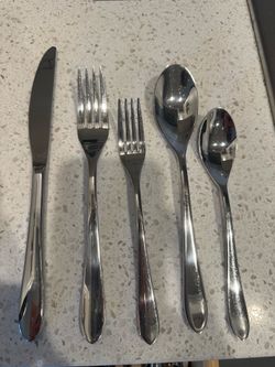 Utensils - set of 8 plus 3 serving utensils