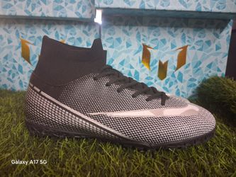 Turf soccer cleats us size 4.5youth