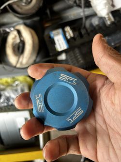 Subaru Oil Cap