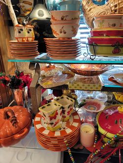 Temp-tations by Tara Acorn & Leaf Set Of 8 Large Dinner Plates Handcrafted Rare!