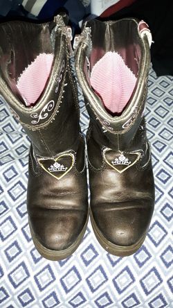 Girl boots