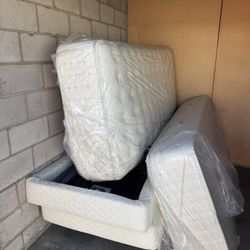 King Bed Adjustable Bed. 