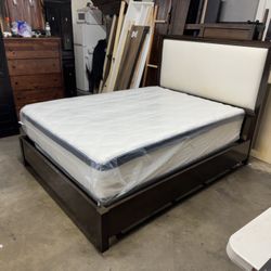 Queen Bed $280