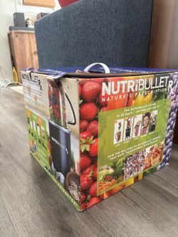 NutriBullet 10 Piece Set NEW OPENED BOX