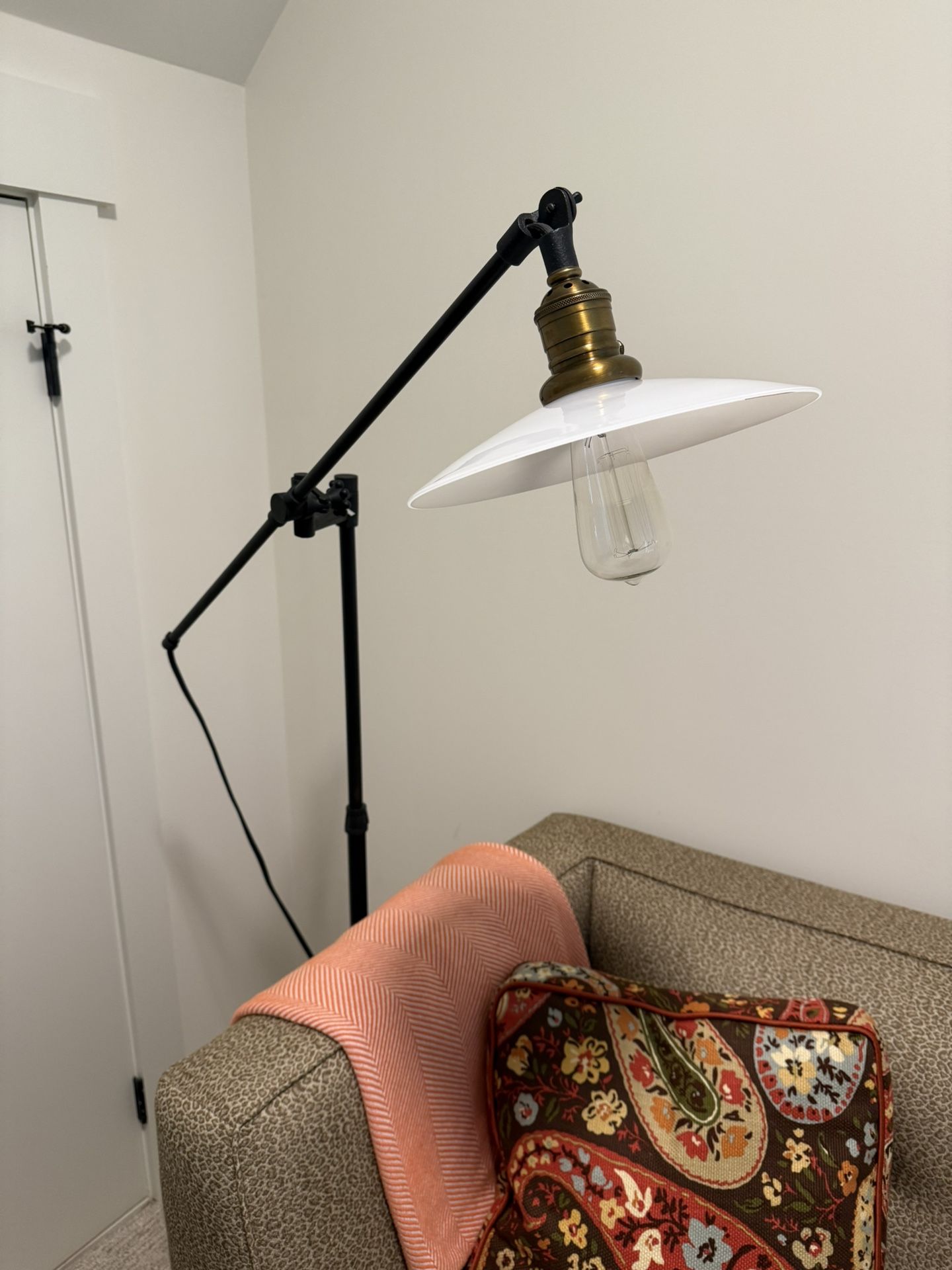 Iron floor lamp with glass shade – beautiful condition!
