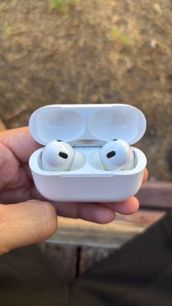AirPod 2 wireless lightening charger case