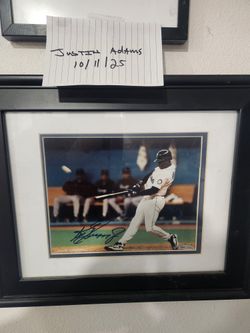 Ken GRIFFEY JR. SIGNED FRAMED PICTURE