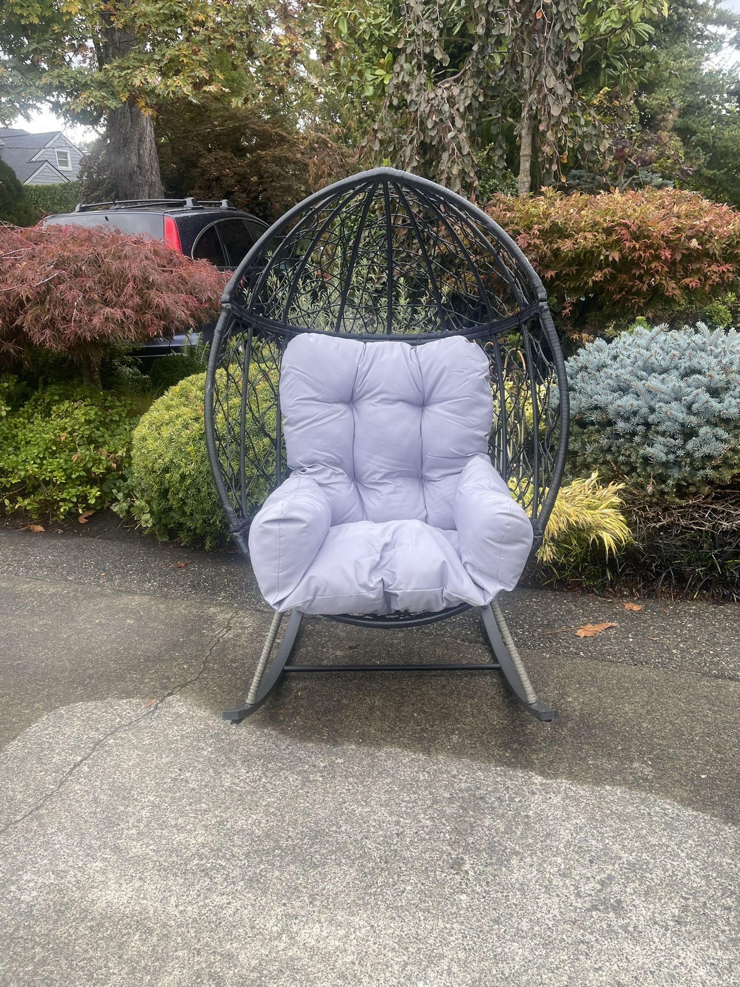 ROCKING EGG CHAIR BRAND NEW JUST BUILT!!!