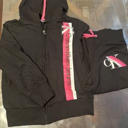 NWOT Calvin Klein 2pc dress set sweatshirt, hoodie and sweatpant size 7