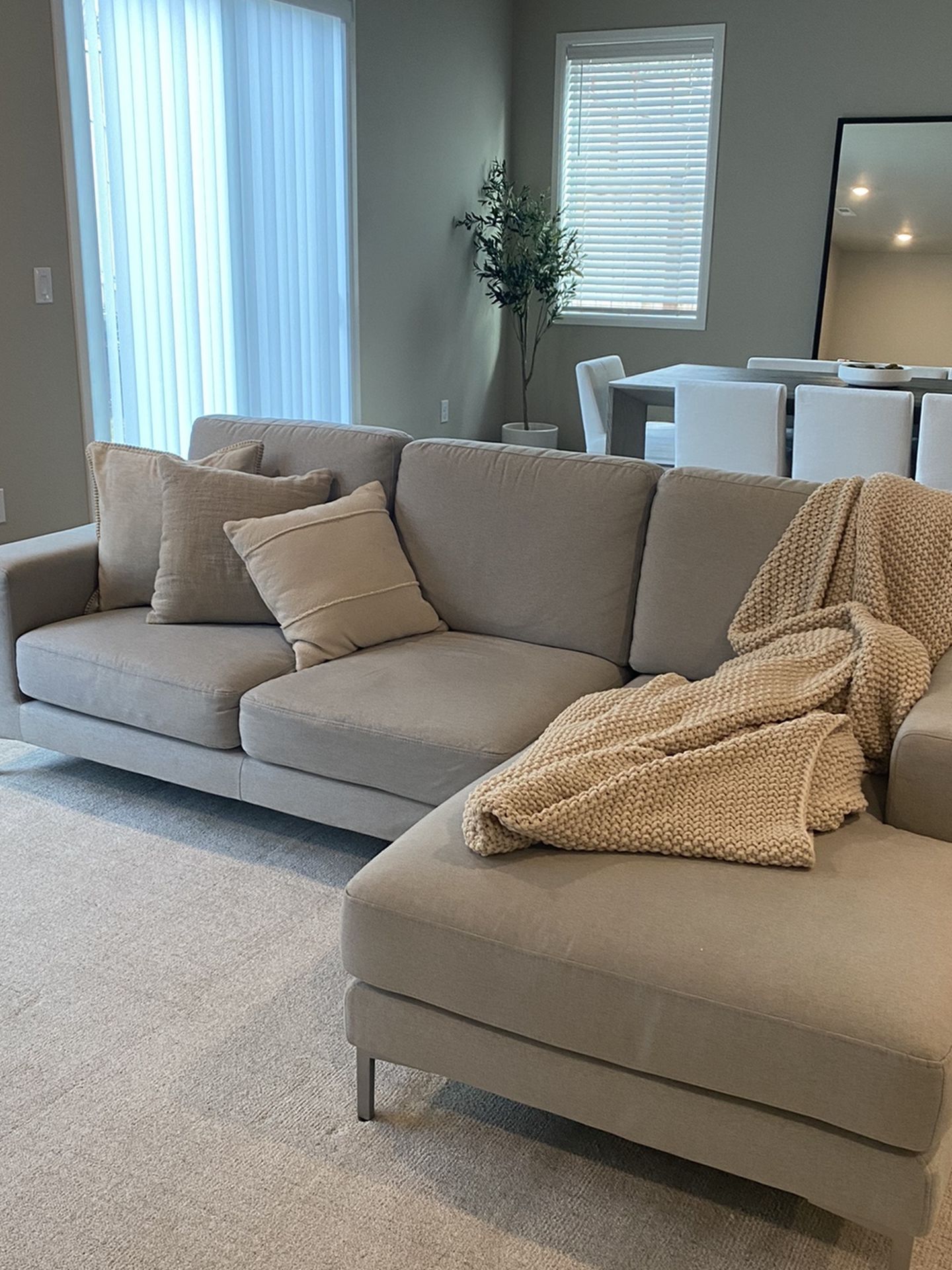 Dania Couch With Loveseat
