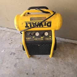 Dewault Compressor 4.5