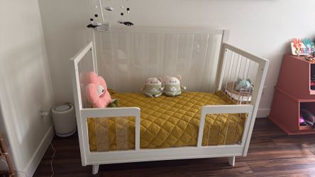 Baby/Toddler Bed/Mattress/Extension