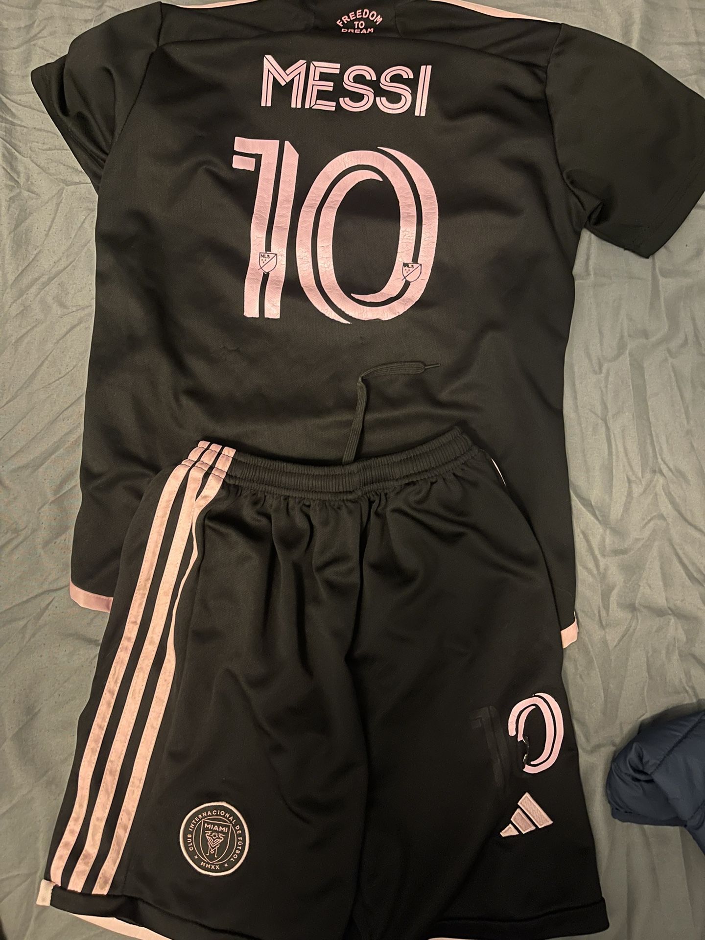 Messi Inter Miami Uniform