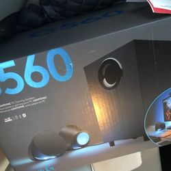 Logitech G560 Like New 