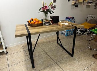 Kitchen Table, Dinner Table for 4-6,
