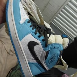 Jordan 1. Size 10.