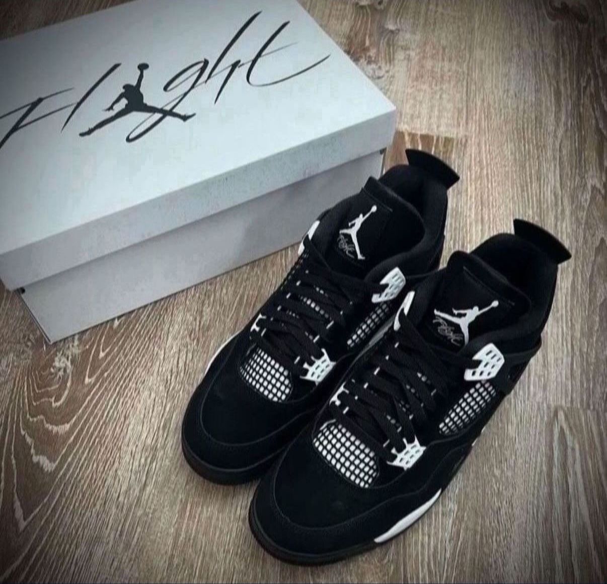 NEW Jordan 4 Mens 10.5 Or 6.5y