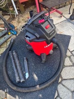 Craftsman 12 Gallon Shop Vac With Attachments - 6.0 HP