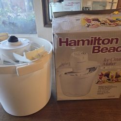 New Ice Cream Maker. 4 Quarts