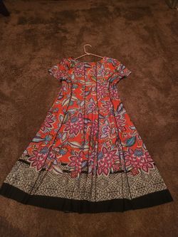 Women's Clothes/Shoes Bundle- 11 items