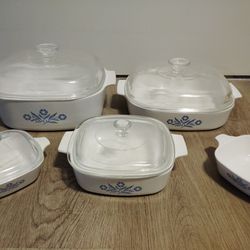VINTAGE CORNING WARE 5 PC SET WITH LIDS