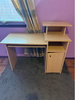 Work desk (Moving sale)