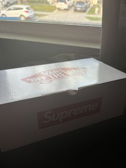 Supreme Diamond Plate Vans