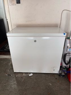 Deep freezer