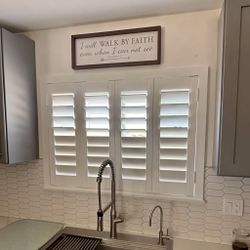 Wood Shutters (FREE ESTIMATES & SAME DAY PRICING)- Plantation, Custom, Interior, Window Treatments/Coverings. Persianas de Madera. Se Habla Espanol.