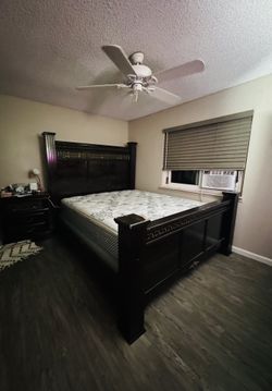 California King Bed Set