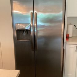 Frigidaire  Refrigerator 