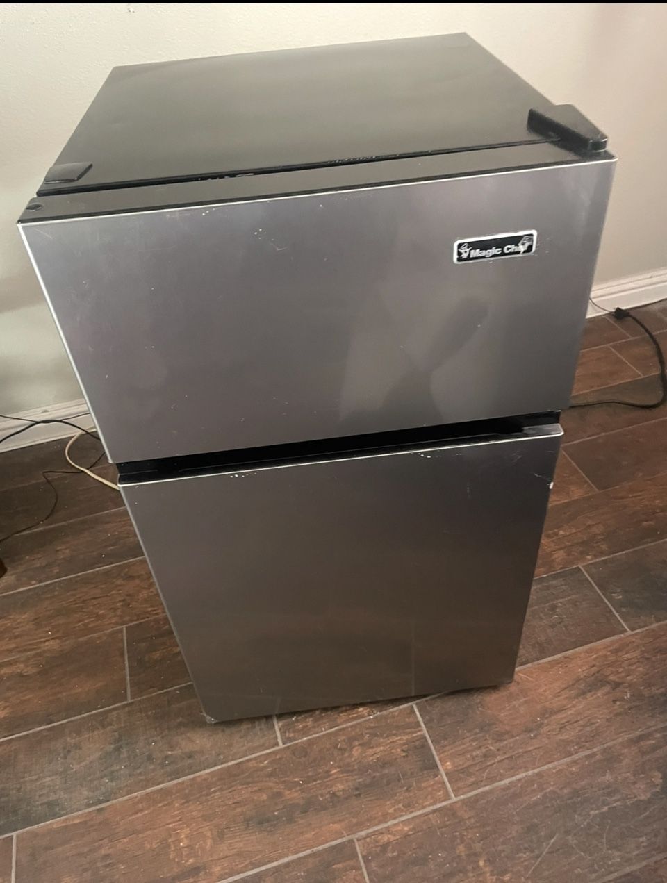 Magic Chef Mini Fridge