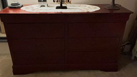 Dresser